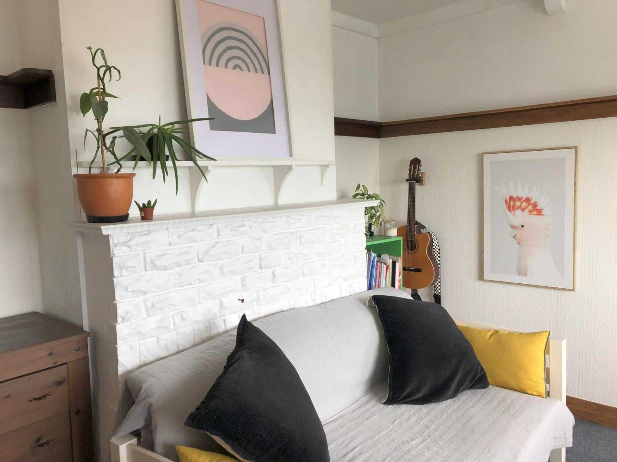 Apartamento Seafront Haven In Island Bay With Deck, Outdoor Bath, And Parking Wellington Exterior foto